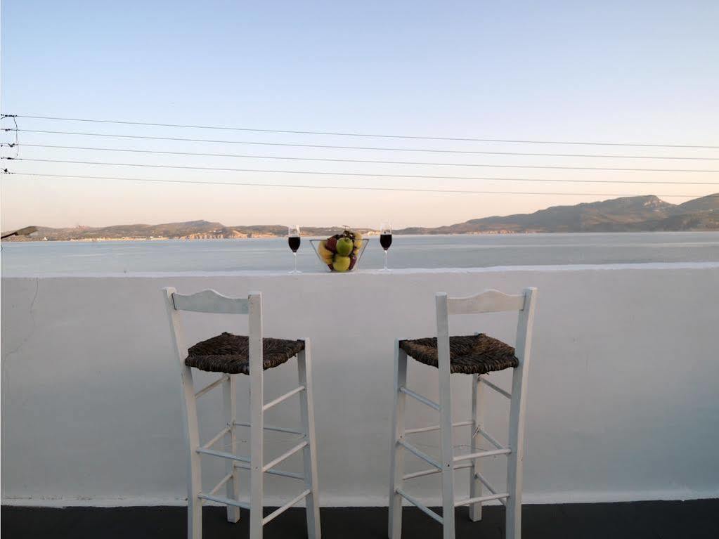 Hotel Adamas Kültér fotó